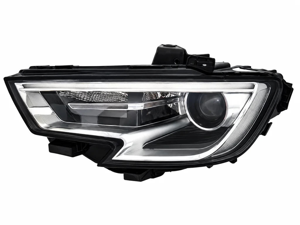 Far Bi-Xenon Audi A3 2016 2017 2018 2019 2020 stanga
